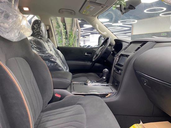 2020款日产途乐阿拉善英雄会的沙漠王子