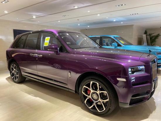 劳斯莱斯库里南BB版暮光紫 预售价6X9万