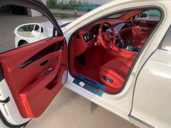 20款宾利飞驰 现车大幅降价配置行情解析