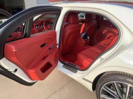 20款宾利飞驰 现车大幅降价配置行情解析