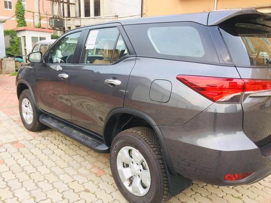 2020款丰田穿越者2700四驱现车优惠出售