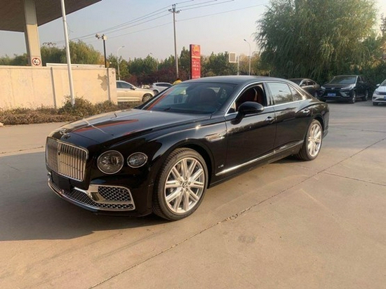 2021款宾利飞驰v8欧规国六钜惠贵族奢华