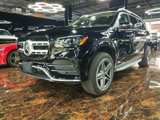 2021款奔驰gls450满配现车不加价送质保