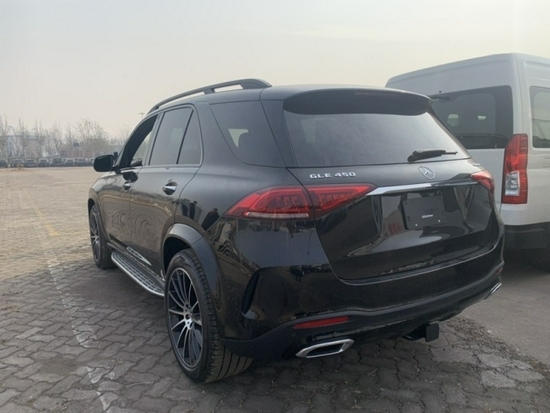 21款奔驰gle450现车不加价8x万随时提