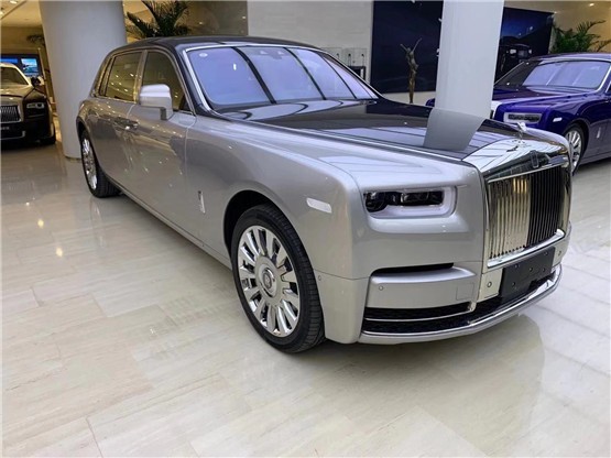 劳斯莱斯幻影加长版至高无上风采和荣耀