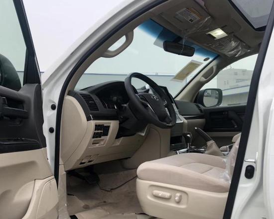 20款丰田酷路泽4.0 两气、八气配置价格