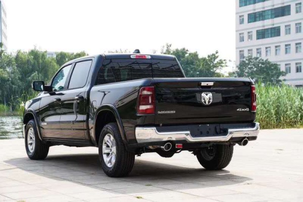 2019款道奇皮卡实拍图片配置详解热销中