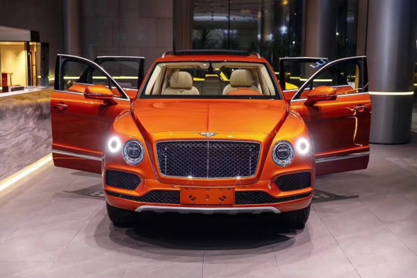 2020款宾利添越展厅现车特惠惊爆促销价