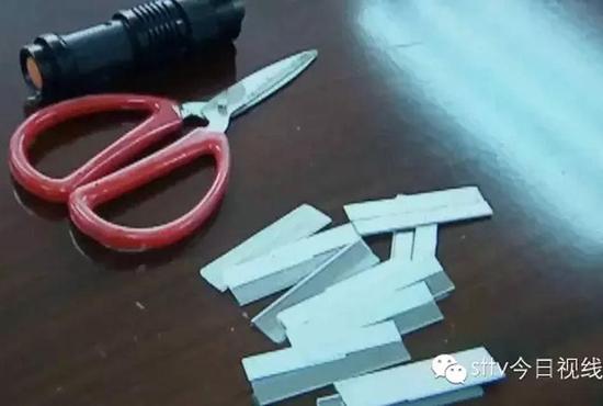 大奔车主路边睡着 48万的表不翼而飞