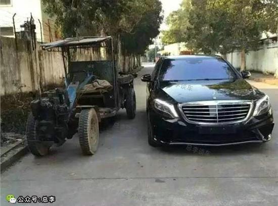 开劳斯莱斯出门，没看黄历，出门遇到这车，不敢超车，宾利也一样