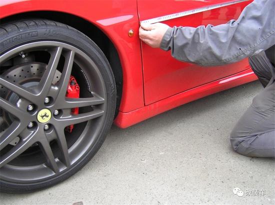 能不能开法拉利撩妹不用靠某泰了