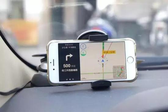 开车用导航=盲驾?这样用导航才正确!