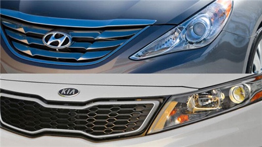 
	外媒分析原因有二，一则美国市场召回，二则“萨德”部署造成中韩关系紧张，造成韩系车在华市场萎缩。
