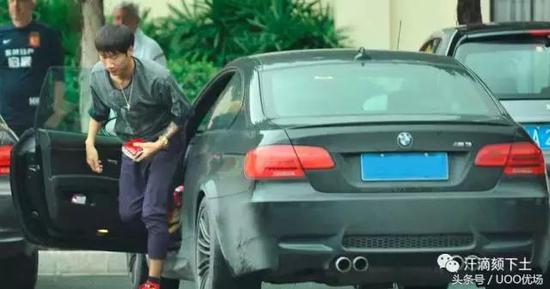 现效力于恒大的前国脚荣昊的M3