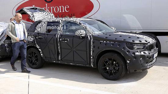 沃尔沃XC40路试谍照曝光 或将年底发布