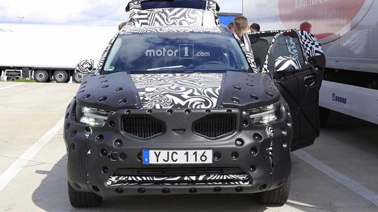 沃尔沃XC40路试谍照曝光 或将年底发布