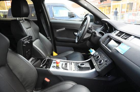 路虎将推新一代揽胜极光 车内空间增大-图6