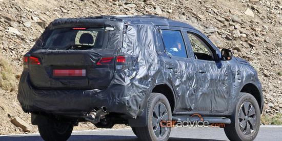 曝新郑州日产帕拉丁谍照 最快年底发布