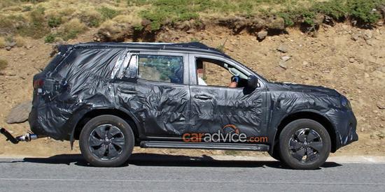 曝新郑州日产帕拉丁谍照 最快年底发布