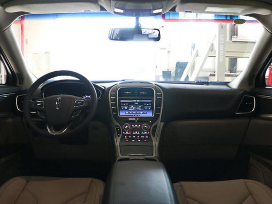 林肯  2.0T 大中控全景