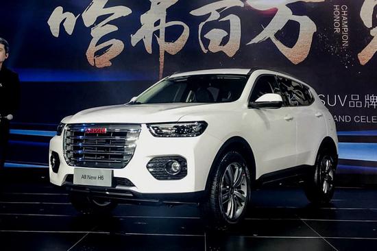 主力车型哈弗H6换代成为利润下降的重要因素；除此之外，全面提高员工待遇和大力促销也是影响长城汽车利润的重要因素。