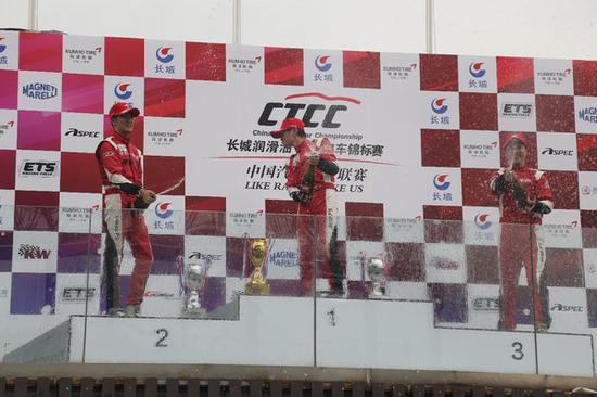 威驰FS强势席卷CTCC珠海站 一举包揽冠亚季军-图1