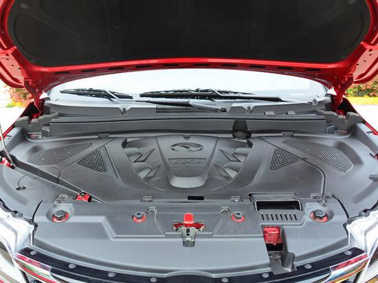 东南汽车  1.5T 发动机舱