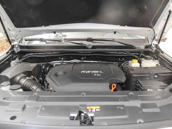 哈弗汽车  2.0T 发动机舱