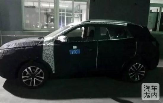 荣威全新SUV路试谍照曝光 搭两款发动机