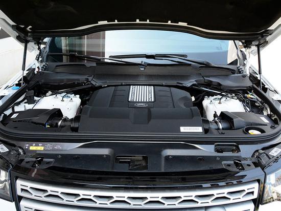 路虎  3.0 发动机舱