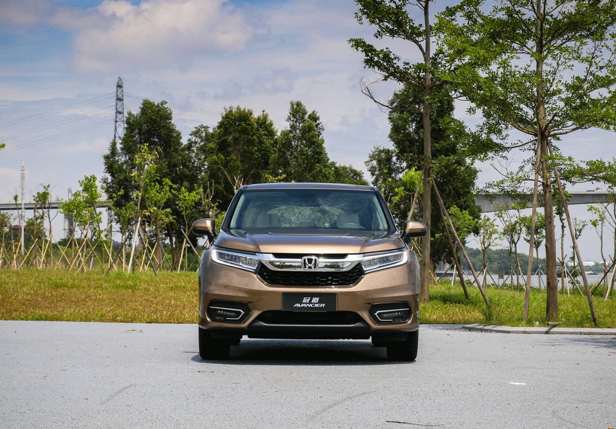 9秒破百，油耗不到6个！实测1.7吨多重的本田旗舰SUV