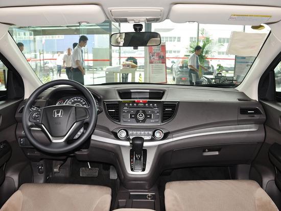 东风本田  2.0L 自动 中控台整体