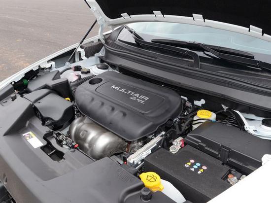 广汽菲克  2.4L 发动机