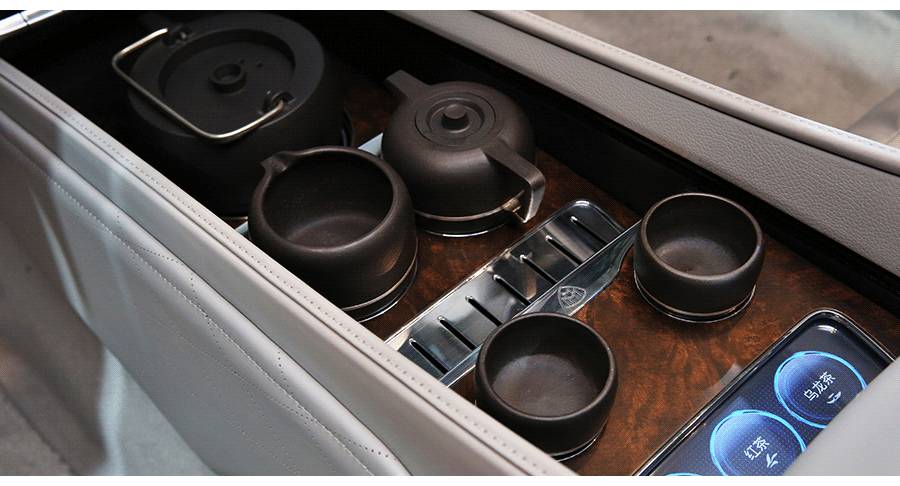 这2台刚刚发布的新车，30岁、50岁分别拥有一台就人生完美了！