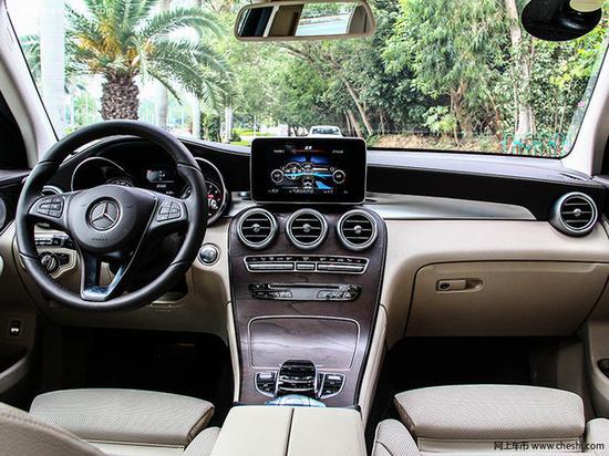 奔驰GLC级优惠2万 店内现车充足有售-图3