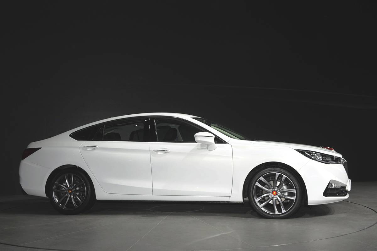 换了画风的红旗 需要你重新认识一下了 | 品牌