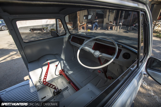 [转帖]低趴的面包 大众T2改装案例鉴赏