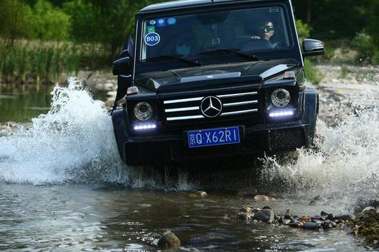 探索｜梅赛德斯-奔驰SUV家族古北水镇初体验