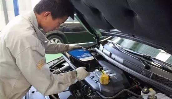 再这么开车真离报废不远了！