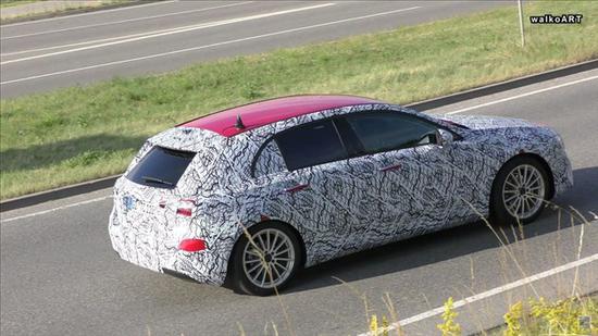 奔驰全新A级两厢版假想图曝光 2018年首发