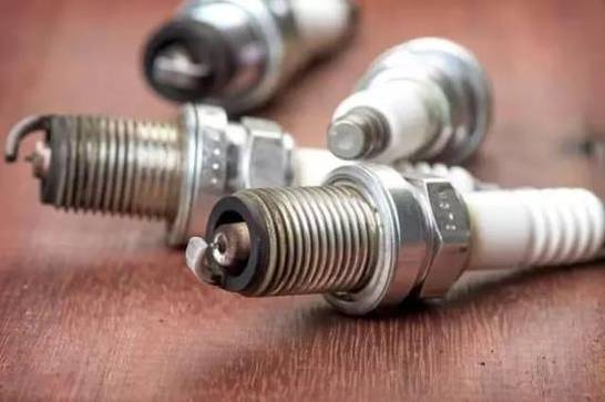 汽车油耗突然飙升，其实是这个零件的锅