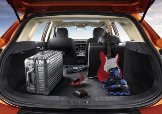 史上最大智能机开箱，这是台能跟iPhoneX比科技的车