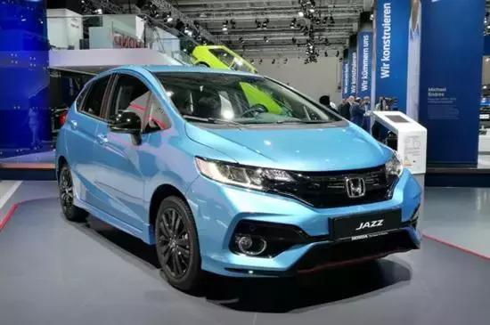 新款飞度德国上市 来中国就简配 6万起步