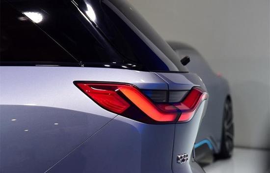 自主纯电动7座SUV，秒杀特斯拉，20万得抢破头！