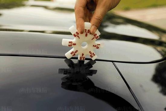 10万的家用车跟50万的豪车，做工用料差距这么大！