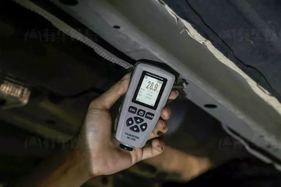 【实测】9.98万起，最便宜的日系SUV底盘用料曝光！