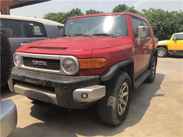 2019款丰田fj酷路泽41万起售实价抢购