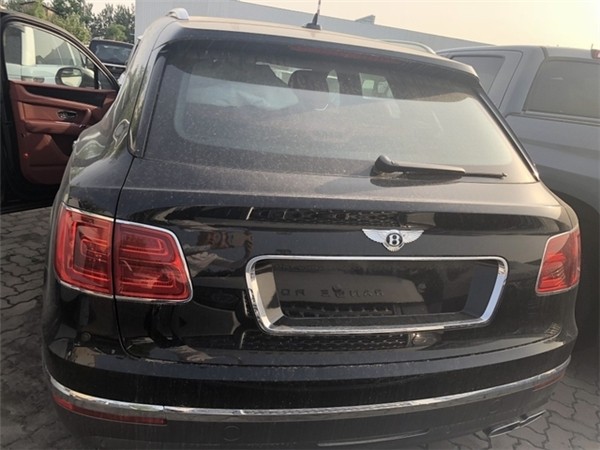 2019款宾利添越40t汽油奢华品质热销中