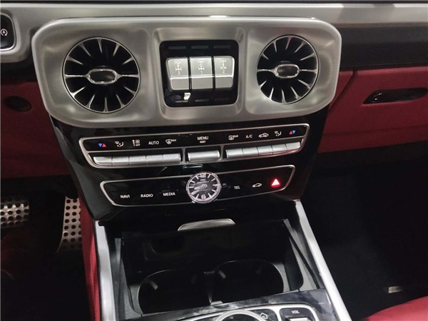 2019款奔驰G63特价直销 现车优惠力度大