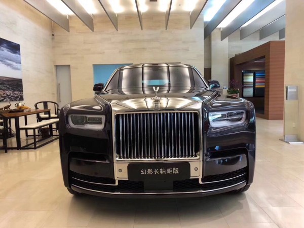 19款劳斯莱斯幻影6.7L加长版港口现车